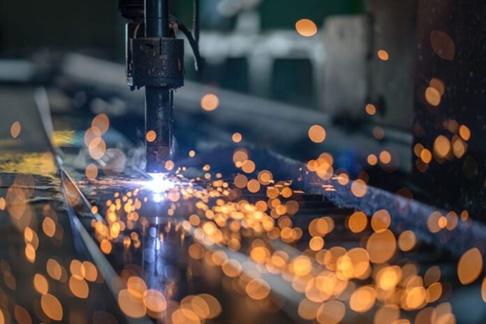 em-queda,-remuneracao-media-da-industria-foi-de-3,1-salarios-minimos