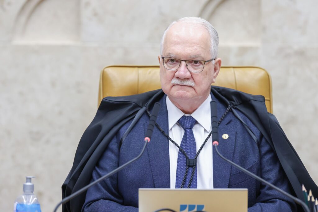 fachin-acompanha-mendonca-e-vota-contra-responsabilizacao-de-big-techs