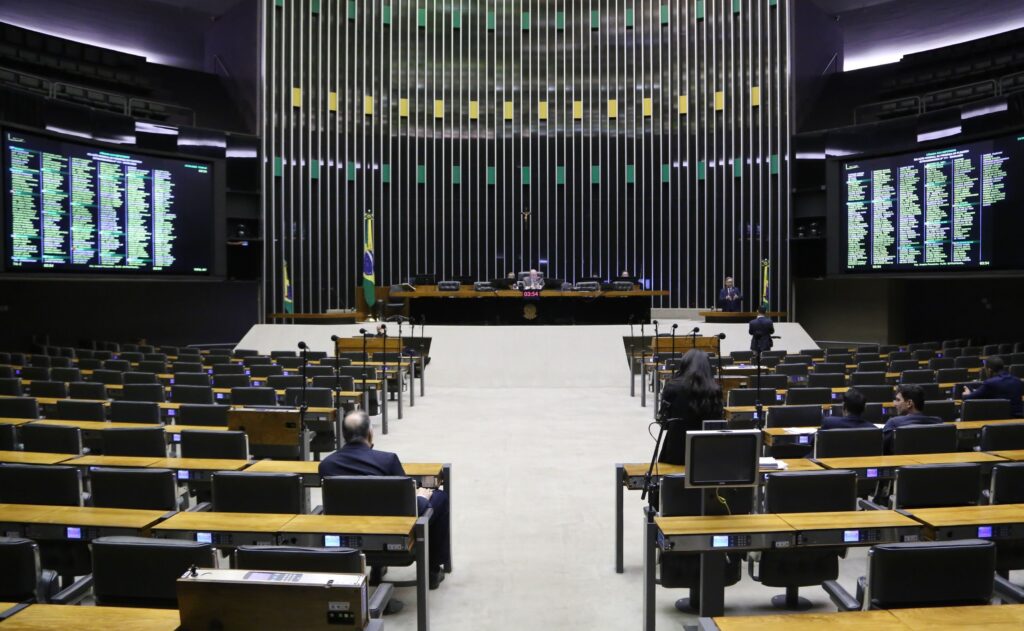 veja-como-foi-a-votacao-na-camara-em-projeto-que-aumenta-deputados