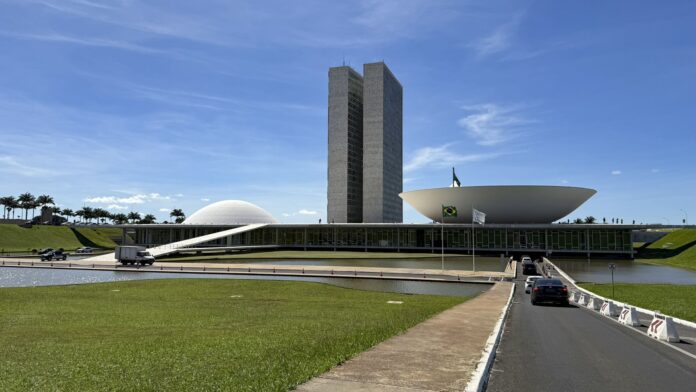 congresso-nao-derrubava-um-decreto-presidencial-desde-1992;-relembre