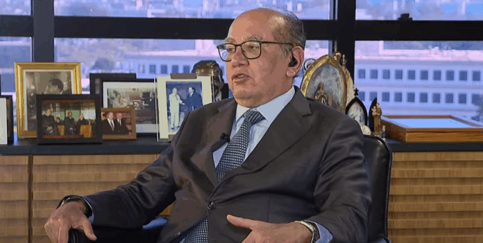 forum-de-lisboa-e-totalmente-transparente,-diz-gilmar-mendes-a-cnn