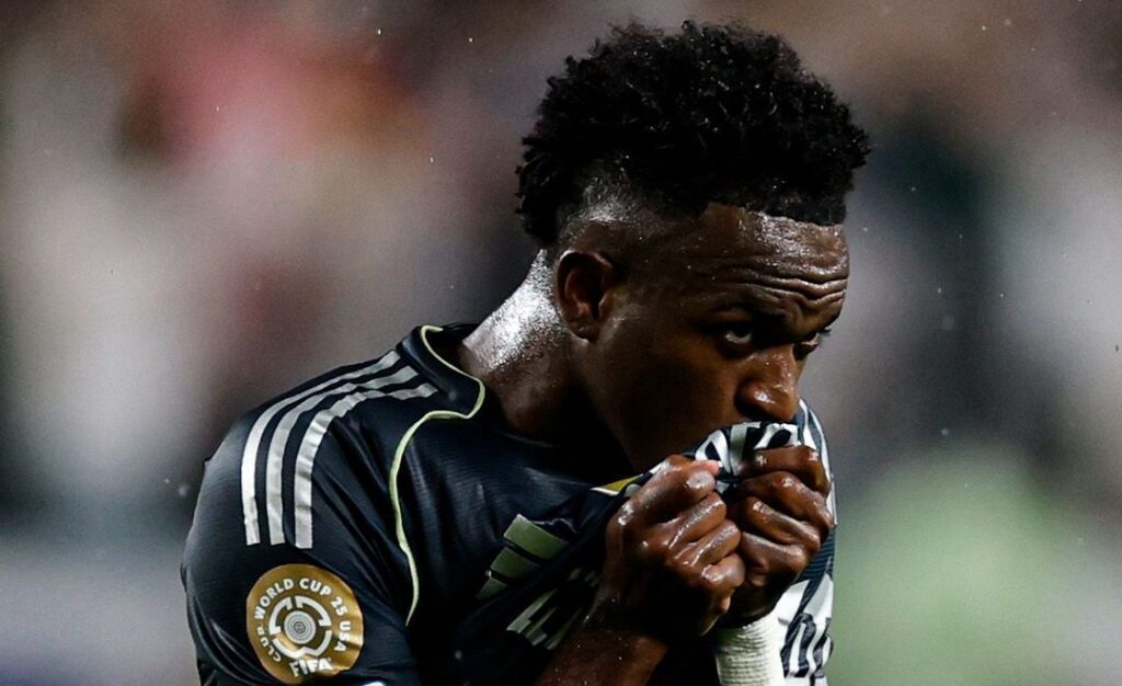 vini-jr-revela-incomodos-no-mundial:-“cada-jogo-me-doi-alguma-coisa”