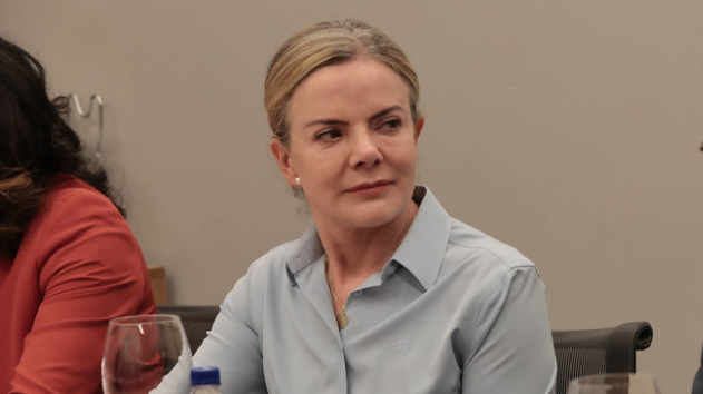 “corajosa-e-necessaria-a-decisao-do-stf”,-diz-gleisi-sobre-big-techs