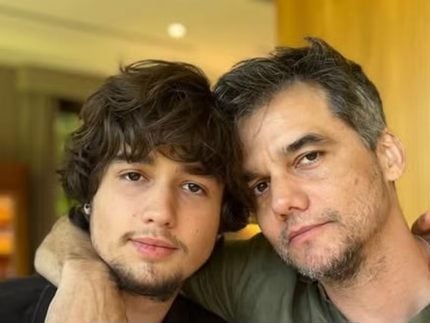 filho-de-wagner-moura-choca-web-com-semelhanca-com-pai:-“herdeu-o-molho”