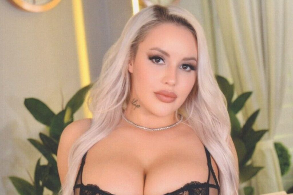 famosa-atriz-porno-conhecida-como-“rainha-do-oral”-morre-aos-28-anos