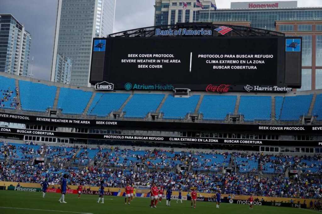 partida-entre-benfica-e-chelsea-e-paralisado-por-condicoes-climaticas