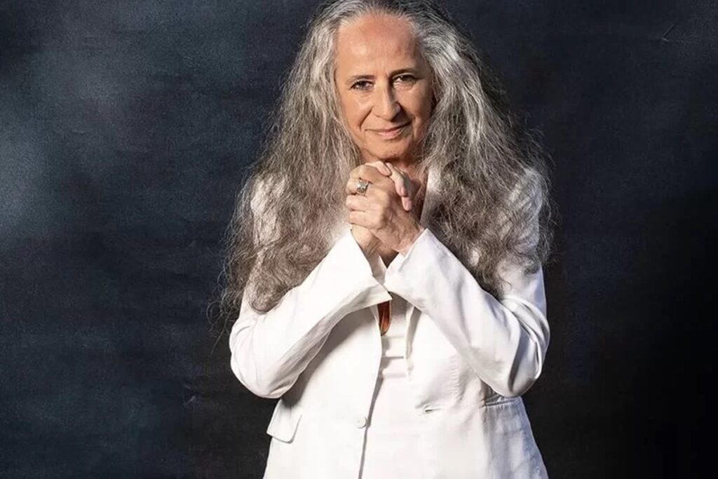 maria-bethania-revela-que-o-pai-ganhou-premio-da-loteria