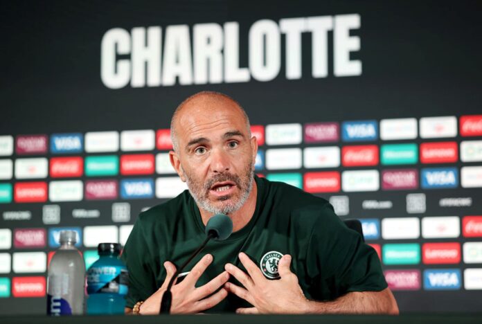 tecnico-do-chelsea-detona-paralisacoes-em-jogos-do-mundial:-“piada”