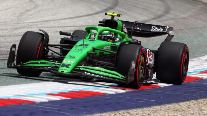 gabriel-bortoleto-faz-historia-e-conquista-os-primeiros-pontos-na-formula-1