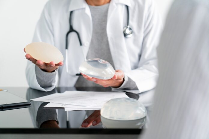 mamoplastia:-conheca-3-mitos-sobre-o-procedimento