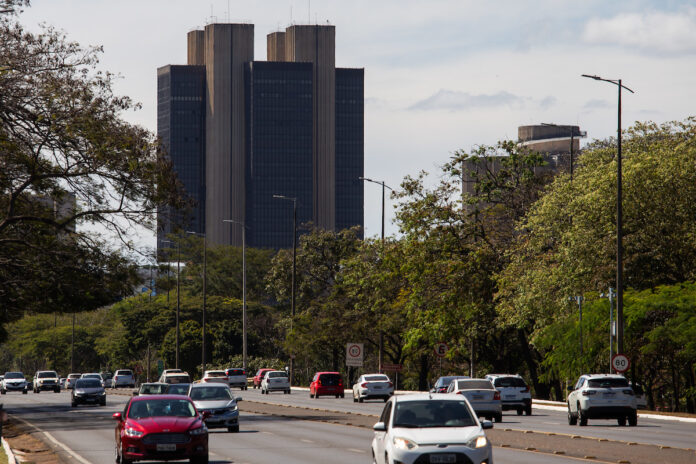 mercado-reduz-projecao-de-inflacao-deste-ano-pela-5a-semana-seguida