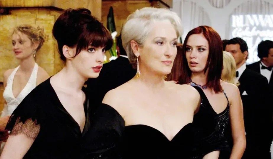 producoes-de-“o-diabo-veste-prada-2”-sao-iniciadas-com-streep-e-hathaway