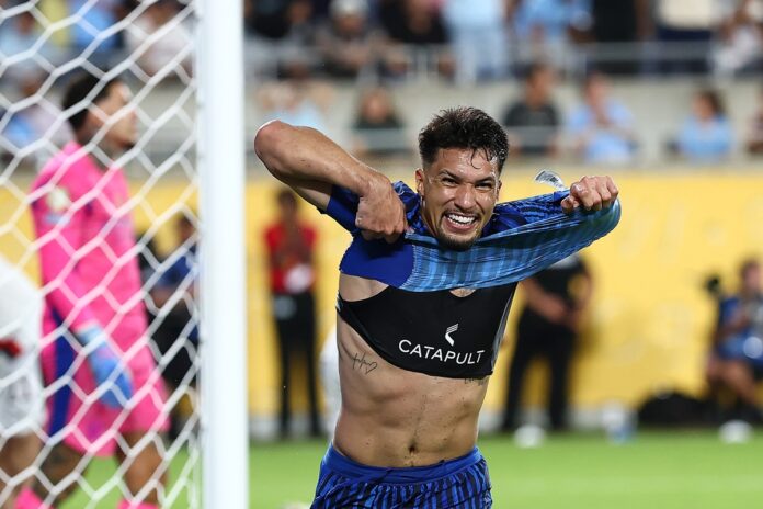 brasileiros-brilham,-al-hilal-derrota-o-city-e-vai-pegar-o-fluminense