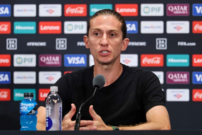 flamengo-se-manifesta-e-garante-autonomia-de-filipe-luis-apos-mundial