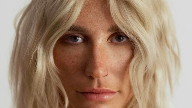 kesha-revela-que-ascensao-repentina-a-fama-foi-“aterrorizante”