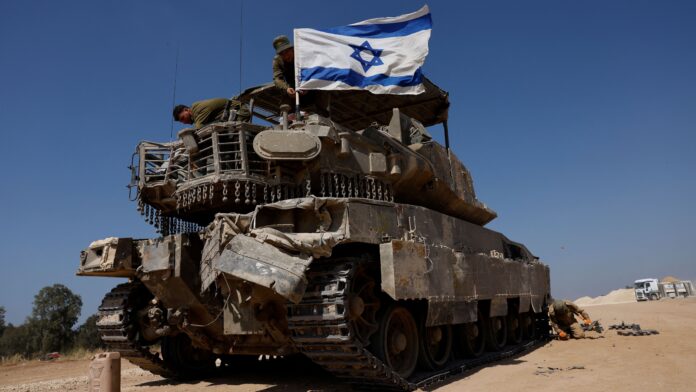 israel-diz-ter-atacado-tres-portos-e-uma-usina-de-energia-no-iemen