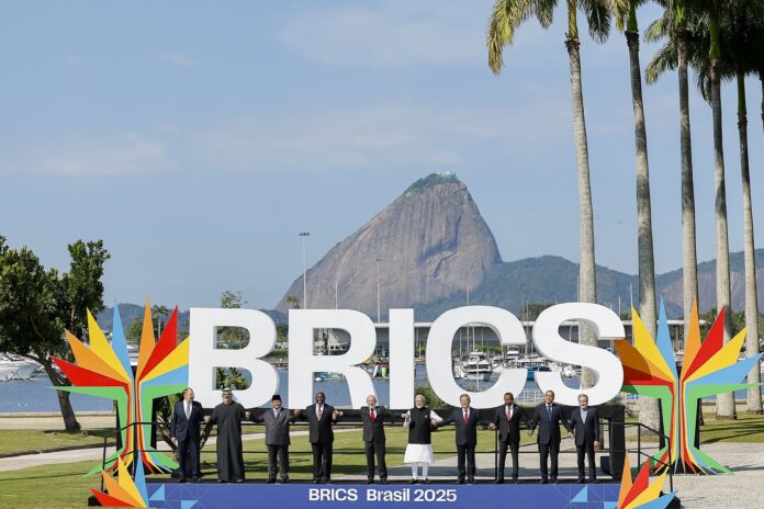 brics-menciona-expansao-de-financiamento-do-ndb-em-moeda-local