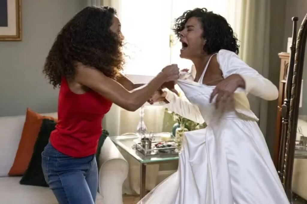 raquel-invade-atelie,-rasga-vestido-e-expoe-vilania-de-fatima-em-‘vale-tudo’