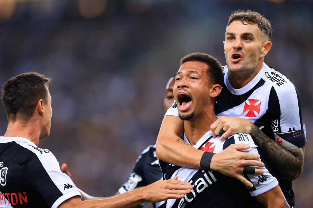 vasco-x-botafogo-no-df:-relembre-ultimos-jogos-entre-as-equipes