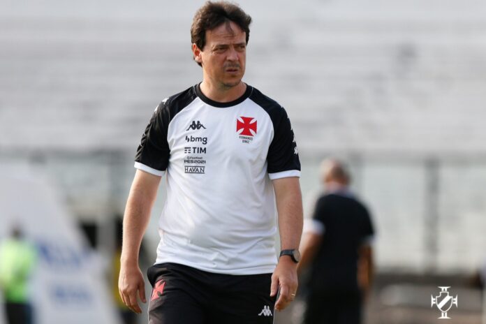 diniz-convoca-torcida-vascaina-para-classico-contra-o-botafogo-no-df