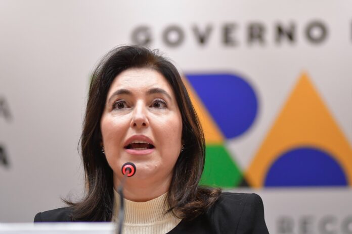 tebet:-dinheiro-do-fundeb-nao-precisa-ser-diminuido,-mas-rediscutido