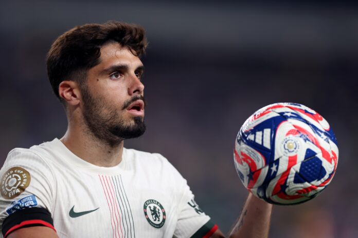 atacante-do-chelsea-elege-time-brasileiro-que-mais-deu-trabalho