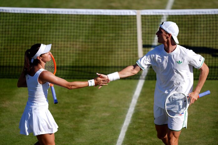 wimbledon-tem-semifinais-definidas;-brasileira-esta-na-final-das-duplas