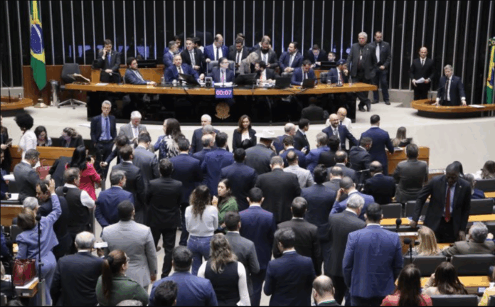 camara-aprova-projeto-que-proibe-testes-cosmeticos-em-animais