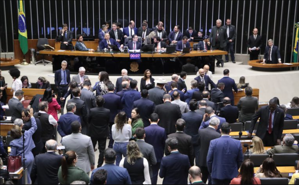 camara-aprova-projeto-que-proibe-testes-cosmeticos-em-animais