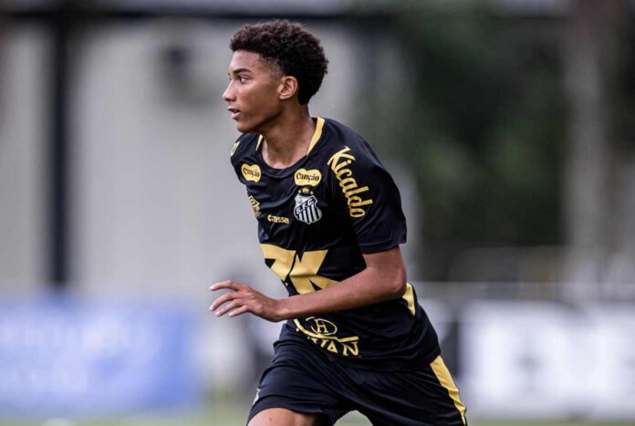 filho-de-robinho-usara-a-mesma-camisa-do-pai-em-amistoso-pelo-santos