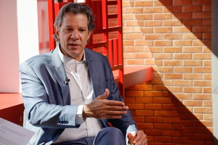 “o-brasil-nao-pode-ser-apendice-de-um-bloco-economico”,-diz-haddad