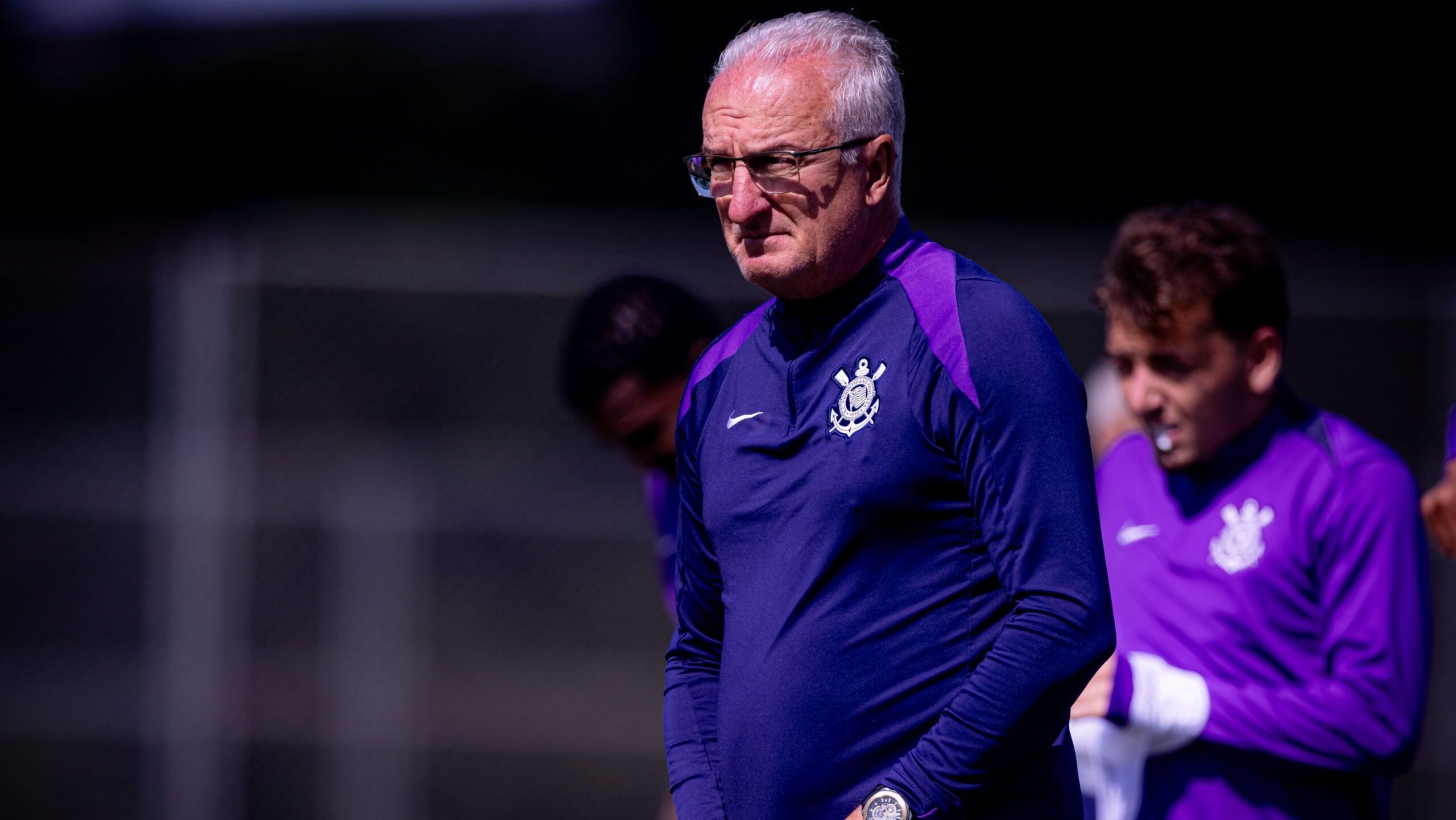 sem-contratacoes,-dorival-junior-prepara-reforco-caseiro-no-corinthians
