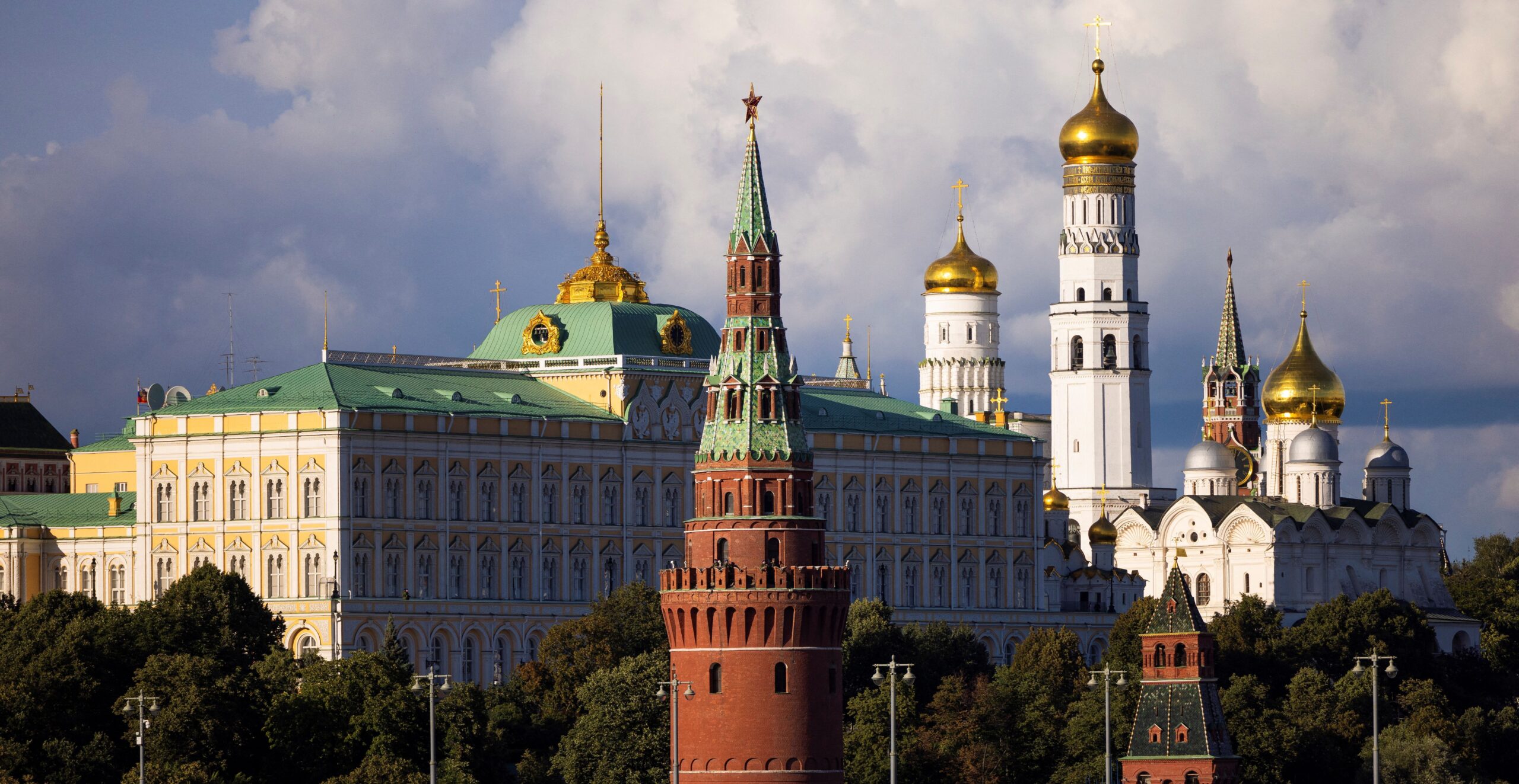 russia-enfrenta-onda-de-calor-recorde-e-termometros-marcam-35oc