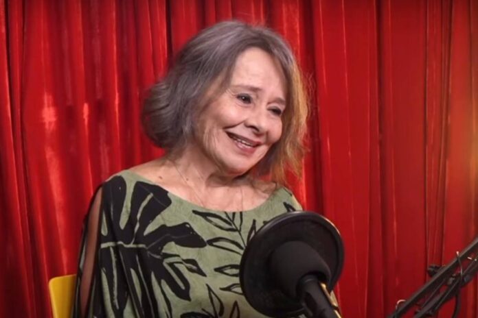 saiba-por-que-debora-duarte-deixou-teatro-aos-prantos-no-rj