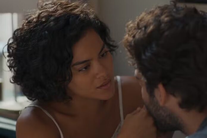 fatima-trai-confianca-de-afonso-e-entrega-plano-a-odete-em-‘vale-tudo’
