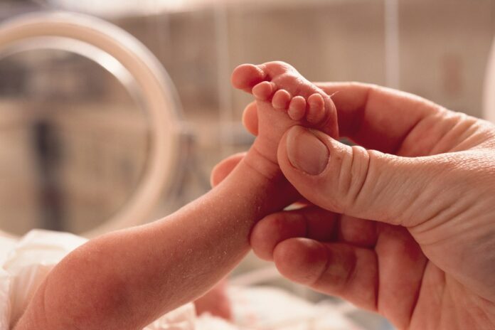 tecnologia-reduz-custo-e-facilita-monitoramento-neurologico-de-bebes