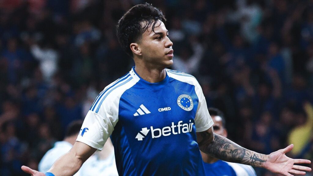 kaio-jorge,-do-cruzeiro,-assume-a-artilharia-do-brasileirao