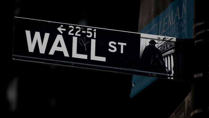 futuros-de-wall-street-tem-leve-baixa-com-novas-ameacas-tarifarias-de-trump