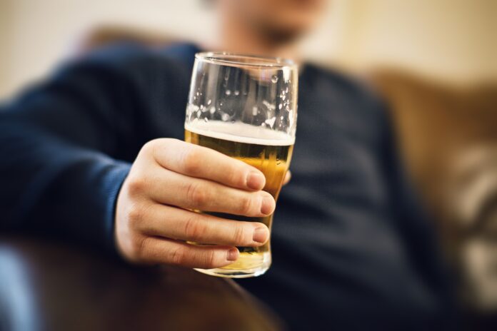 alcool-impacta-mais-a-tomada-de-decisoes-em-homens-do-que-em-mulheres