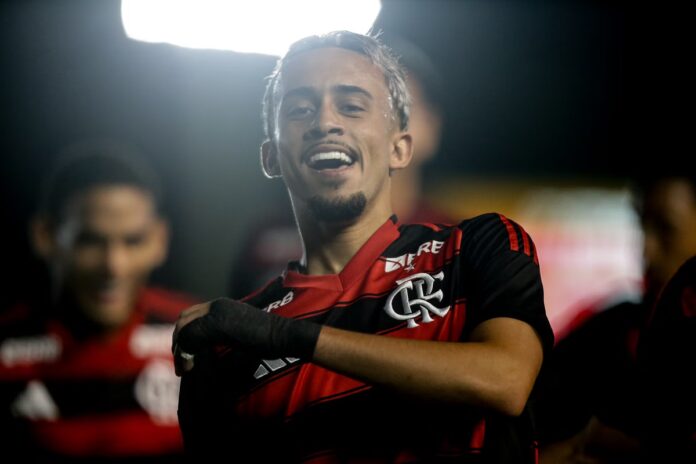 flamengo-volta-atras-em-venda-de-matheus-goncalves-e-jogador-reage