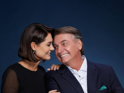 bolsonaro-nao-quer-fugir-do-pais-para-nao-se-afastar-de-michelle,-diz-jornalista