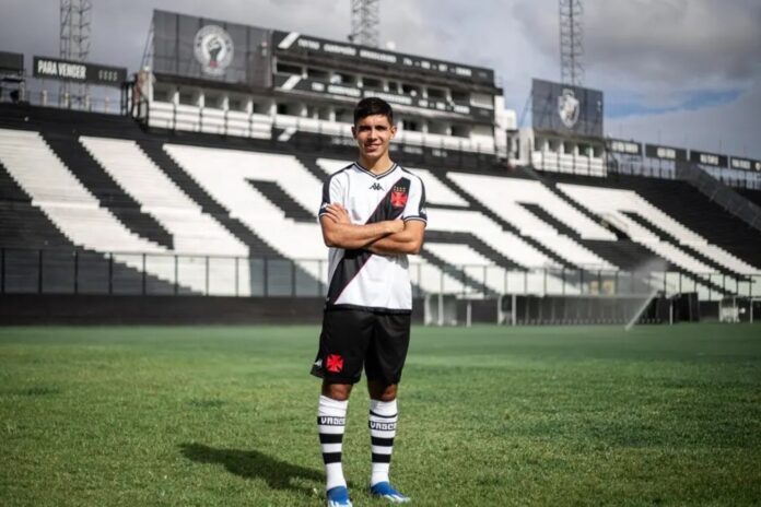 vasco-e-impedido-de-contratar-jogadores-por-divida-com-time-argentino