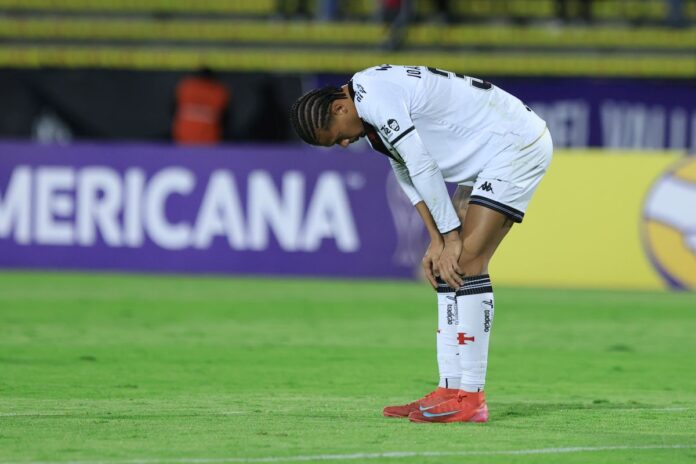goleado-na-sul-americana,-vasco-atinge-recordes-negativos.-saiba-quais