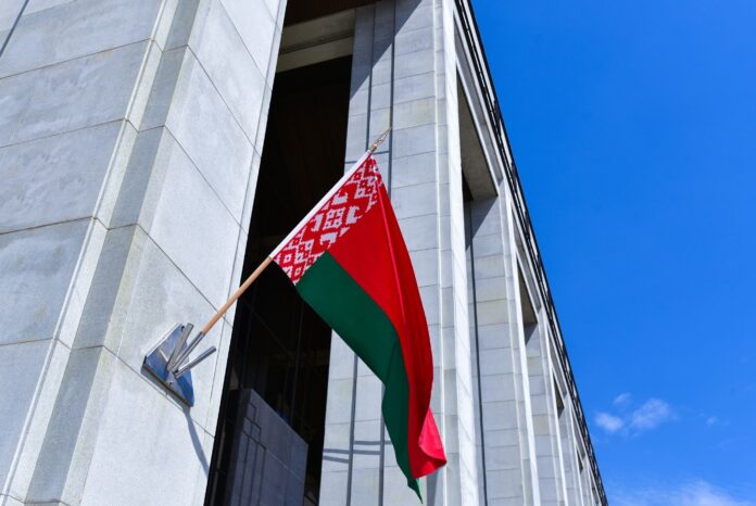 bielorrussia-desliga-unidade-em-usina-nuclear-apos-alerta