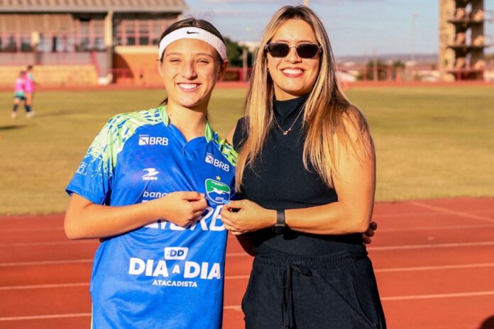 atleta-do-minas-brasilia-e-convocada-para-selecao-brasileira-sub-15