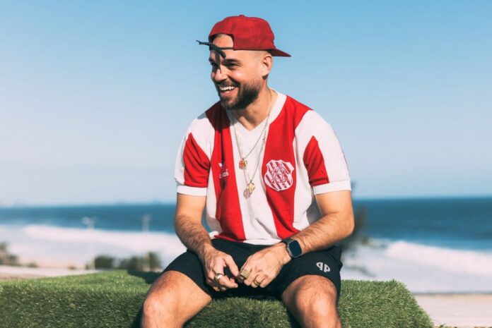 alem-de-papatinho:-relembre-outros-brasileiros-que-tiveram-musica-no-fifa
