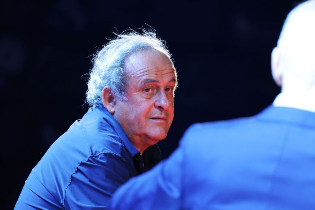 casa-de-platini-e-invadida-na-franca-e-ladrao-rouba-mais-de-20-trofeus