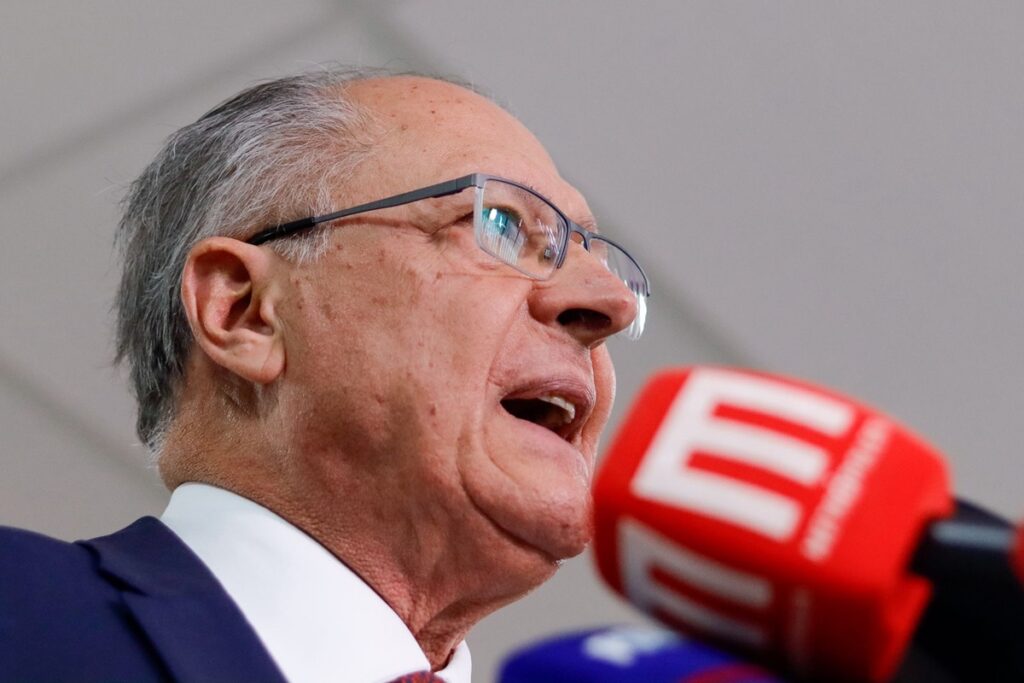 alckmin-evita-falar-sobre-bolsonaro:-“e-uma-questao-do-judiciario”