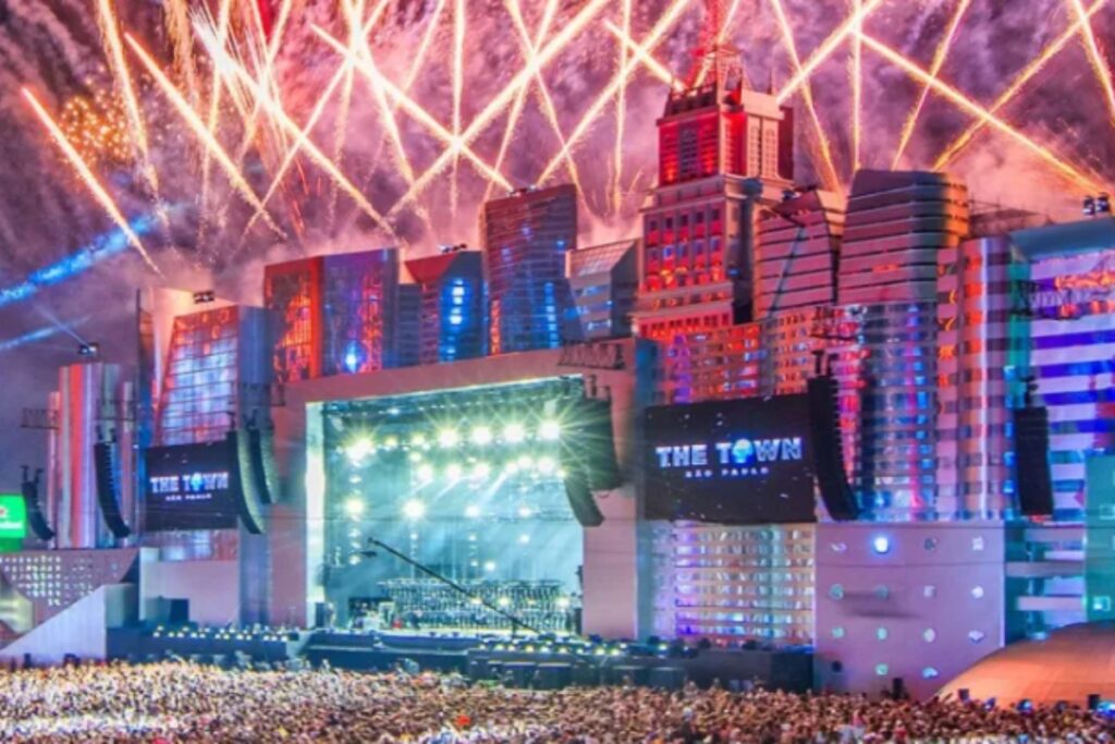 the-town-2025:-saiba-horarios-e-shows-bombasticos-do-evento