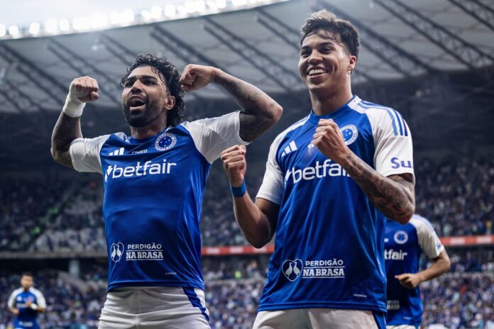 cruzeiro-goleia-juventude-e-mantem-lideranca-do-brasileirao